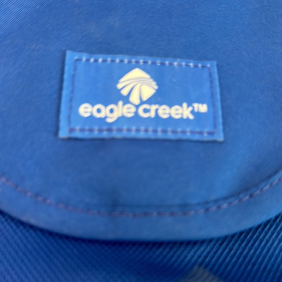 Eagle Creek Storage & Organization | Eagle Creek - Picture 2 of 4